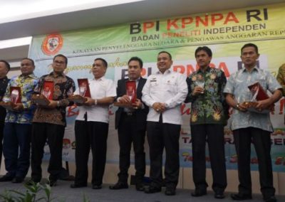 POLRI PUJI DANNY DI MALAM PENGANUGERAHAN BPI AWARD