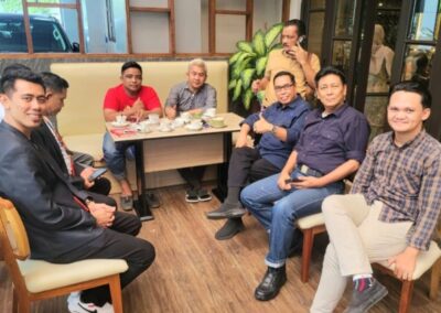 Marlis: Kadinas Pendidikan Sumbar Jangan Jadi “Sales Marketing” Swasta