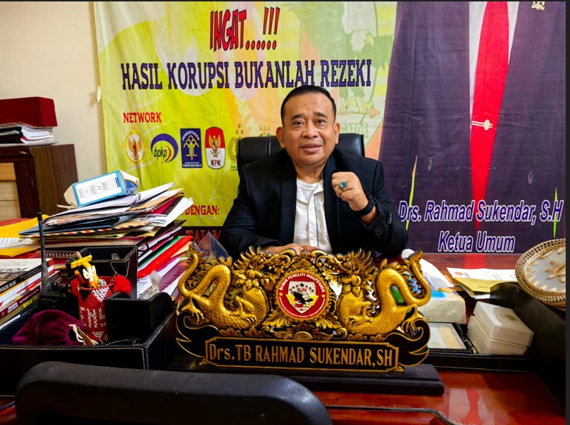 Bendera Merah Putih Dihina di Rusak Depan KBRI London, Rahmad Sukendar Ancam Aksi Demo di Kedubes Inggris