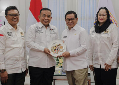 Ketua Umum BPI KPNPA RI Silaturahmi dengan Gubernur DKI Jakarta Pramono Anung di Balai Kota